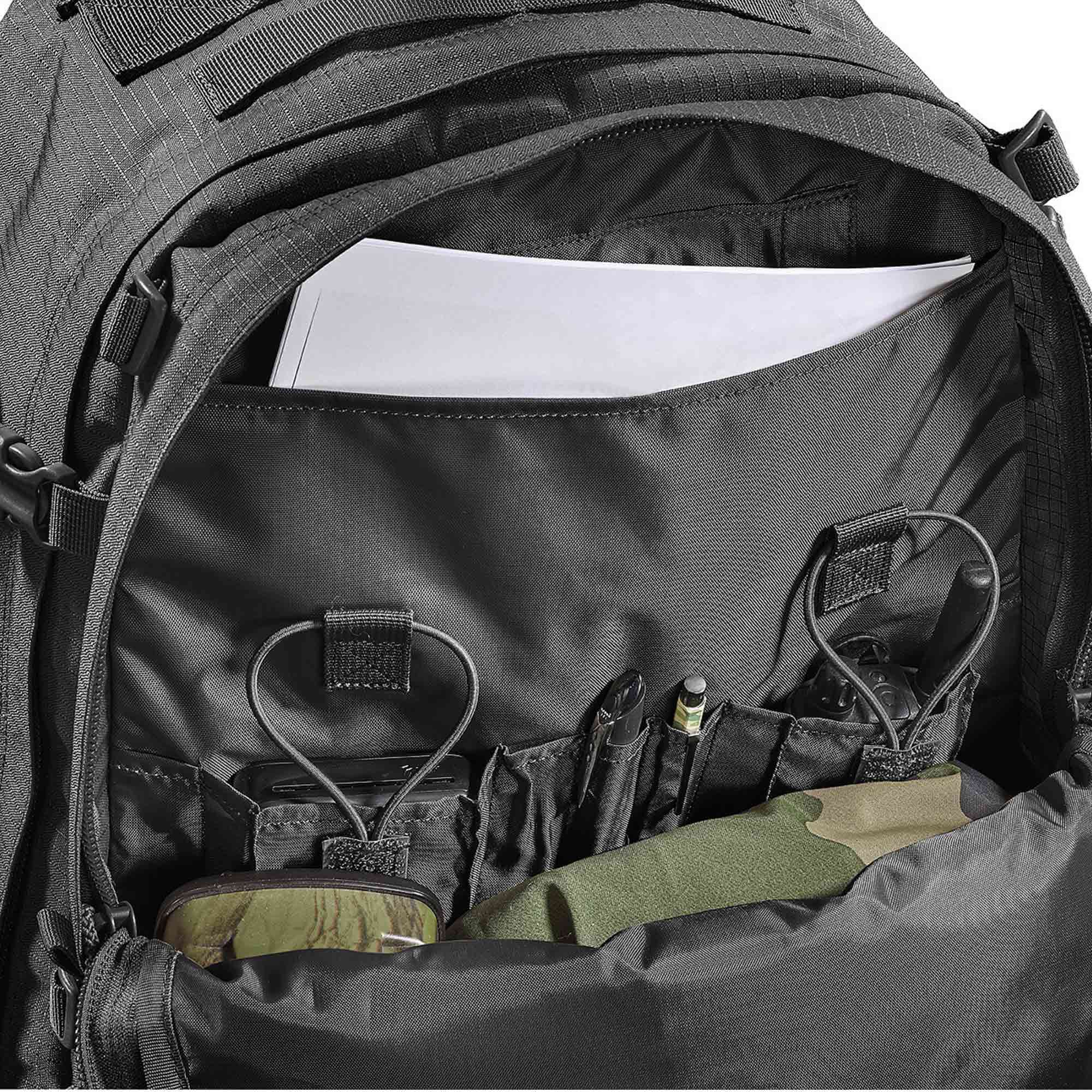 Zoom poches intérieures du sac à dos commando 45l Cepovett Safety