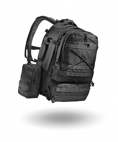 visuel produit sac de combat 45L noir porté de face